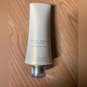 New Vintage Victoria’s Secret Dream Angels Heavenly Luminous Body Lotion
